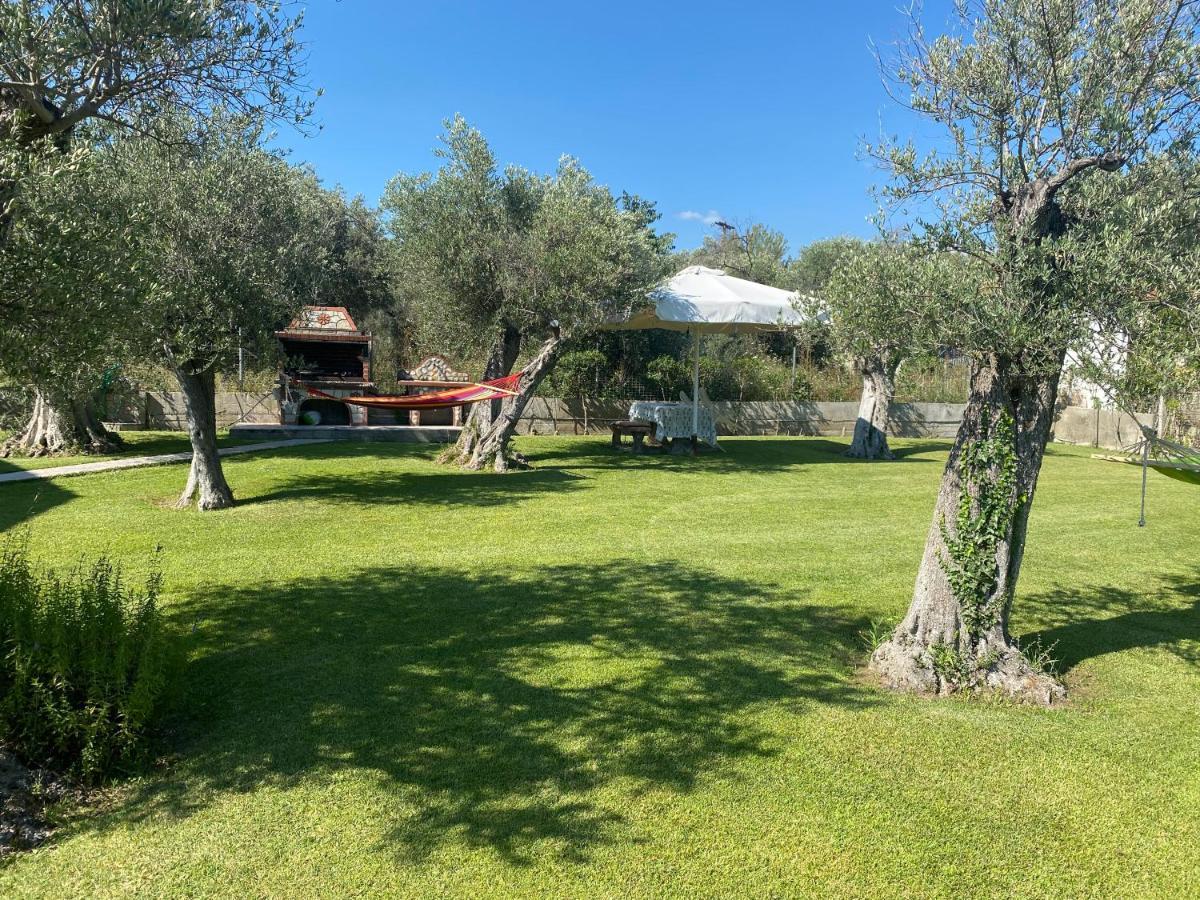Terry'S Villa Nea Nea Makri Extérieur photo